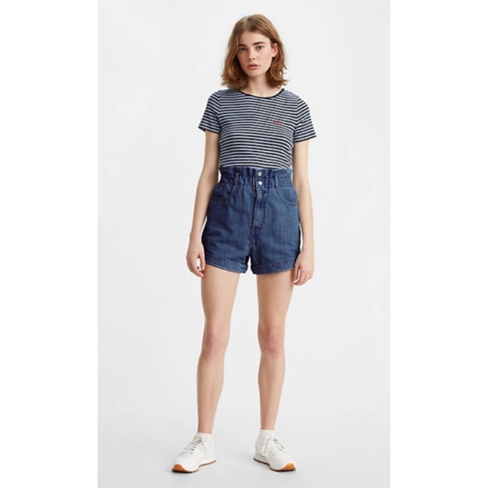 Levi’s High Wasted Paperbag Shorts 30